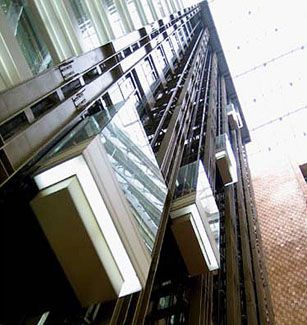 吉安电梯生产商,厂家直销吉安货梯,吉安客梯,吉安升降机,吉安自动扶梯